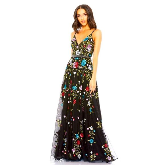 Mac Duggal EMBELLISHED FLORAL SEQUIN GOWN in black size 6 ladies 5400 style - Picture 1 of 14